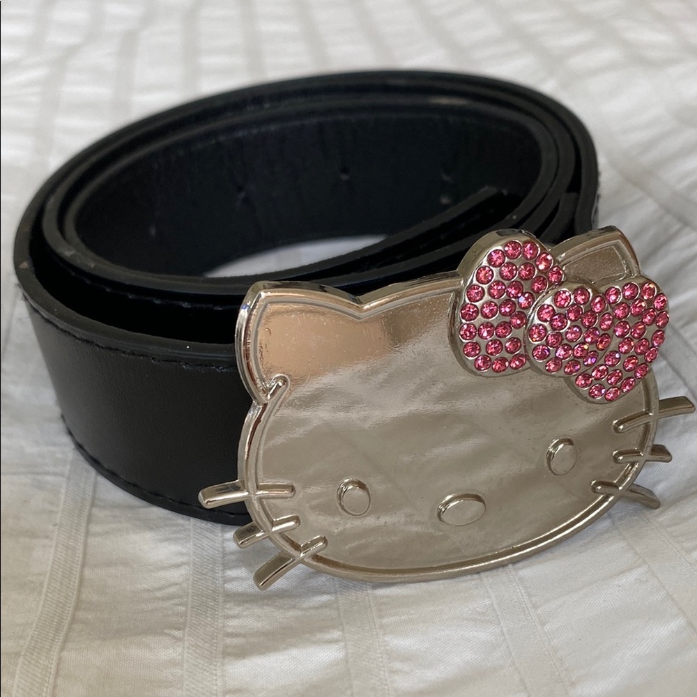 Hello Kitty Buckle and Belt
